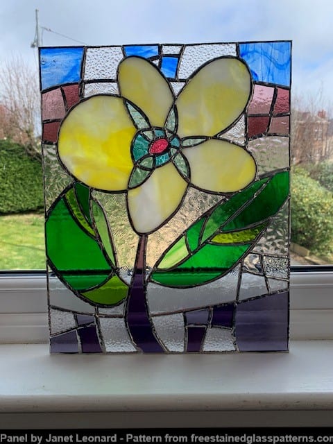 Cutting Glass Shapes in Stained Glass - 3 Methods to Choose From