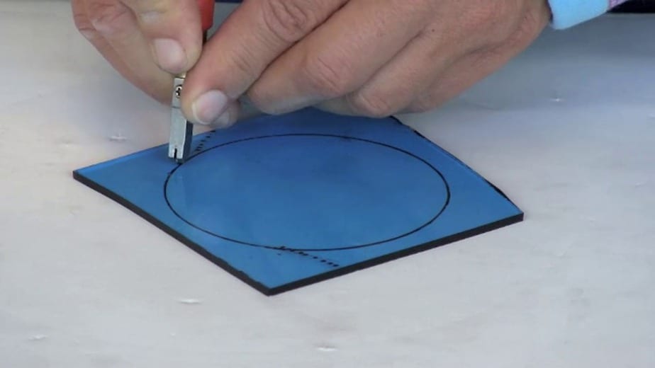 How To Cut A Circle Out Of A Glass Window at Dean Masuda blog